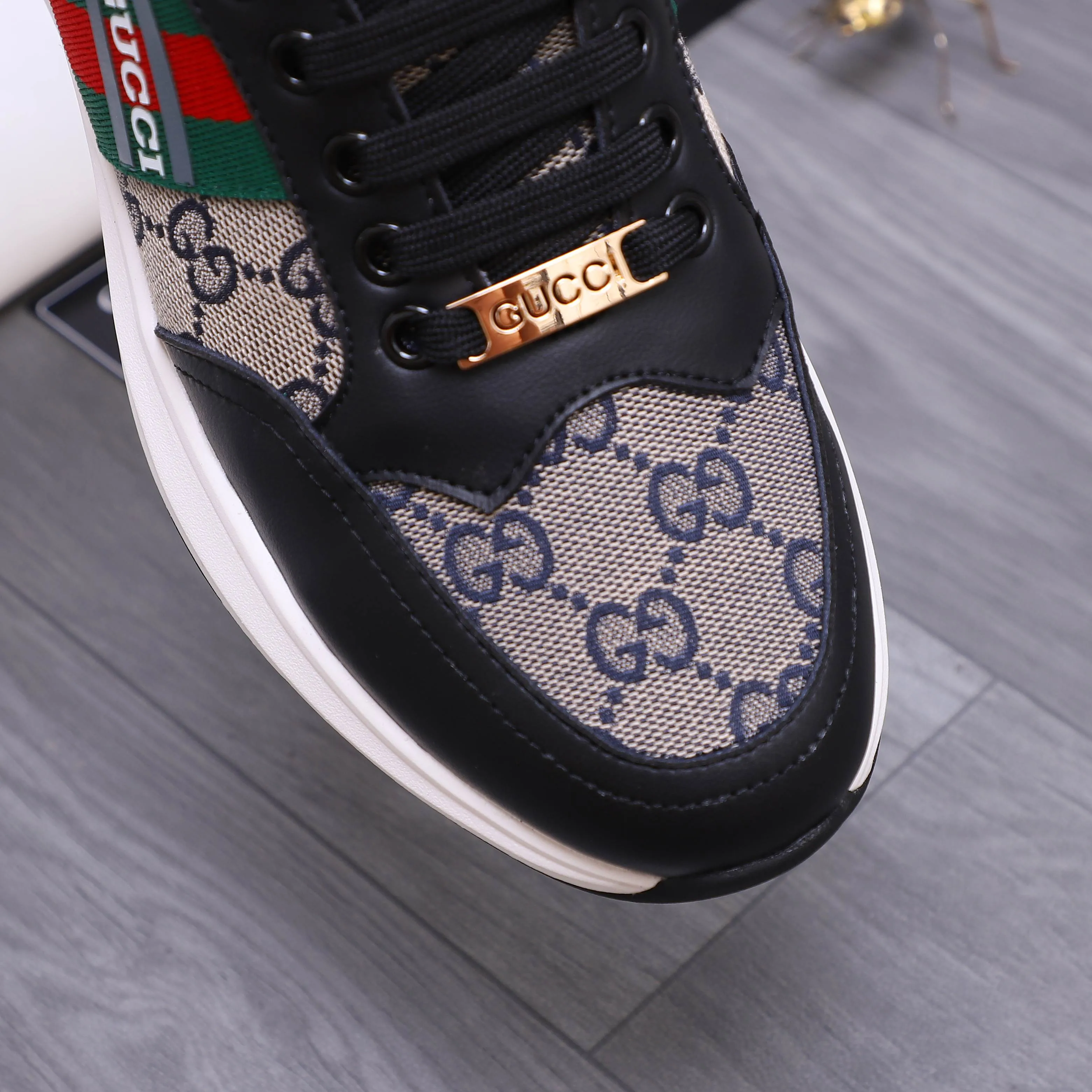 Men's shoes 💰442 Product trademark: GUCCI "Gucci" casual shoes Regular size: 38-45 (45 is custom-made and non-returnable) Product materials: Selected cowhide stitching breathable woven upper, pigskin lining, rubber outsole